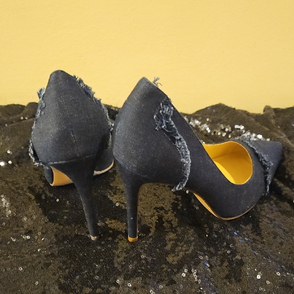 Jessica Simpson Denim Pumps - Picture 3 of 5